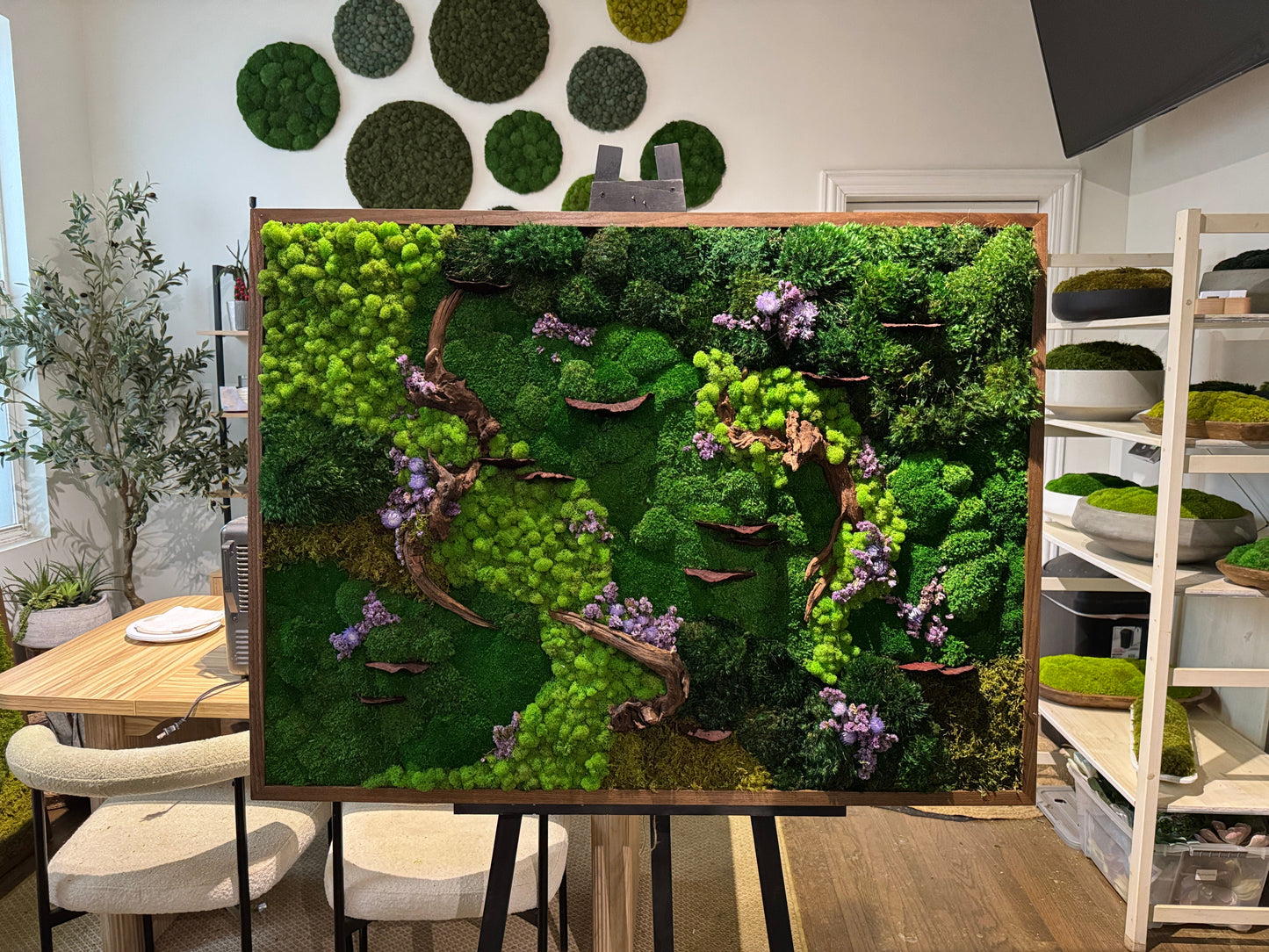 Custom Moss Wall Installations in Chicago Guide